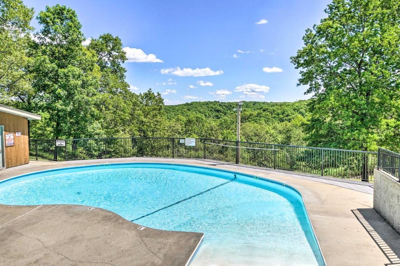Inviting Branson West Condo With Pool Access Εξωτερικό φωτογραφία