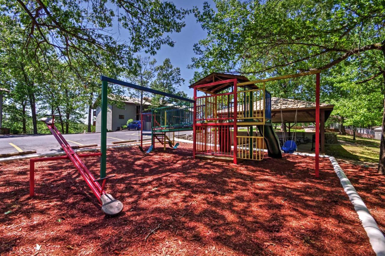 Inviting Branson West Condo With Pool Access Εξωτερικό φωτογραφία